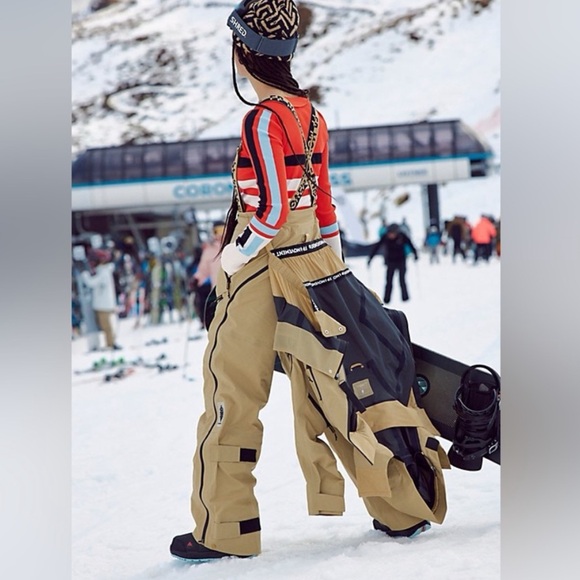 Free People FP Movement Zephyr Packable Ski Snowboard Shell Jacket NWT - Picture 14 of 14